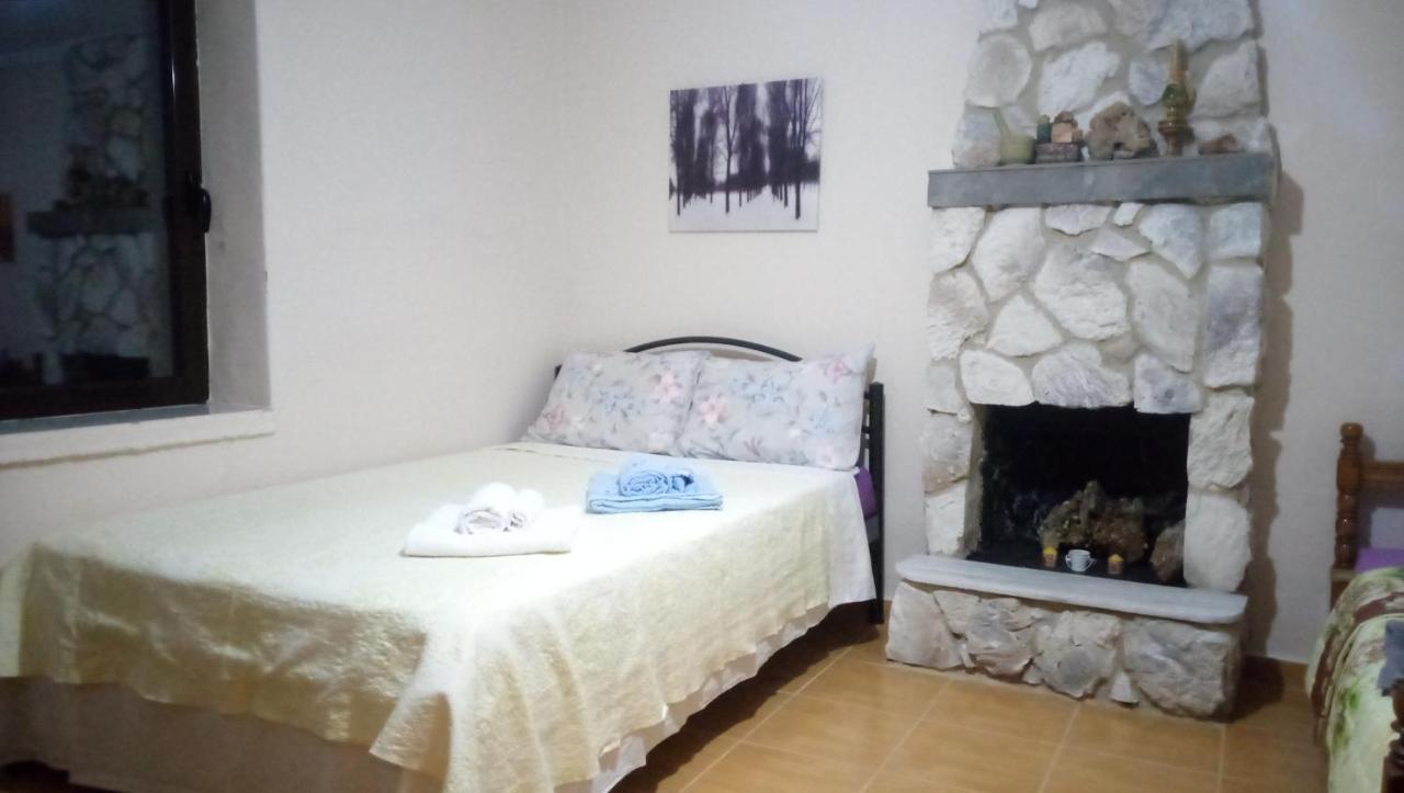 קאלאבאקה Argiris Old City House 1 מראה חיצוני תמונה